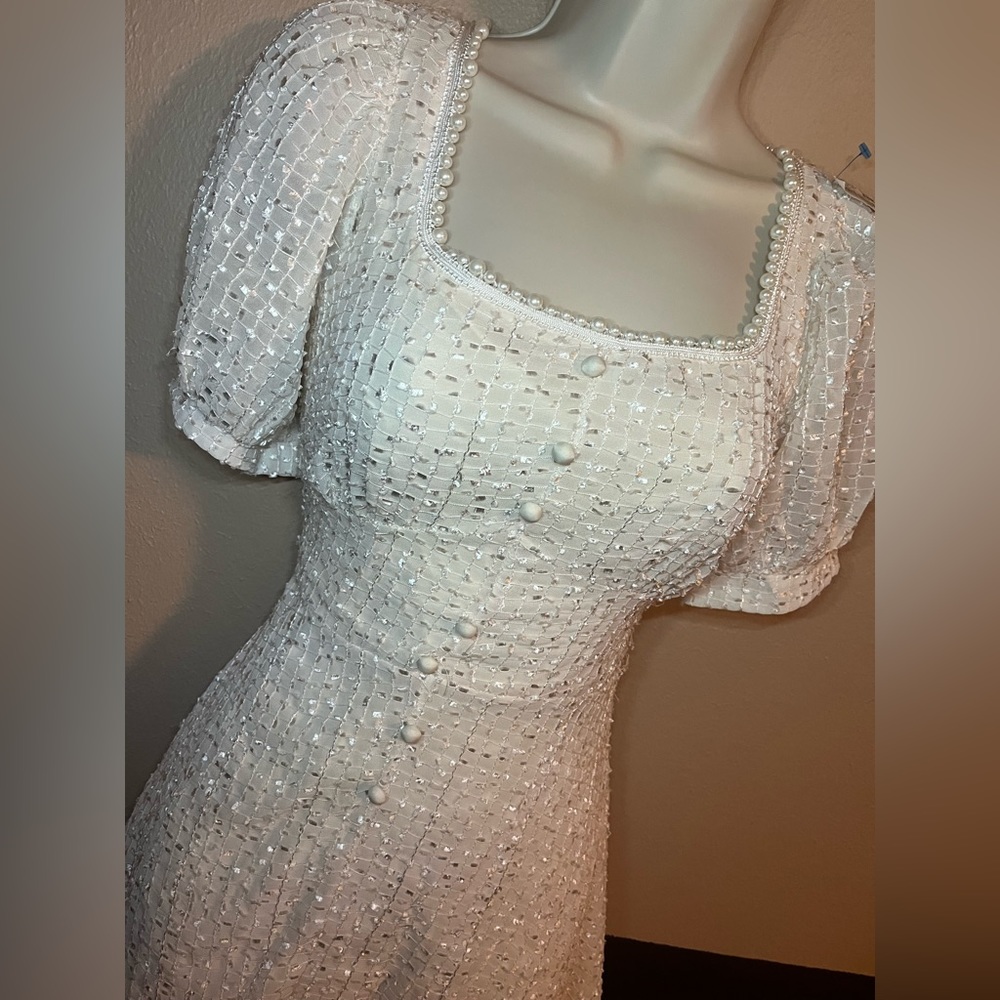 Mini dress - Picture 2 of 7